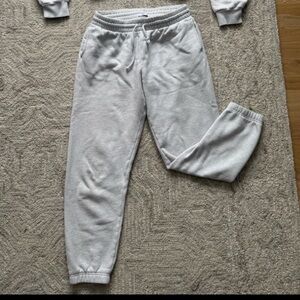 Aritzia High Waisted Sweatpants | Size M